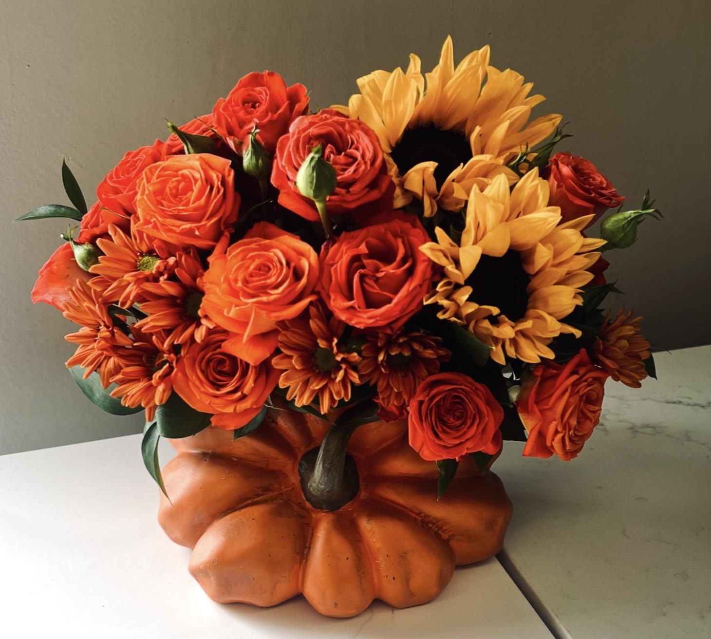 Newport Florist: Service Image-11 Newport Florist: Service Image-11