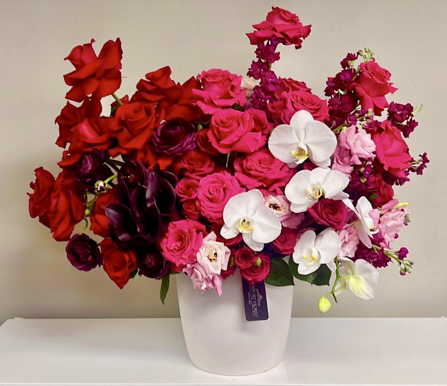 Newport Florist: Service Image-1 Newport Florist: Service Image-1