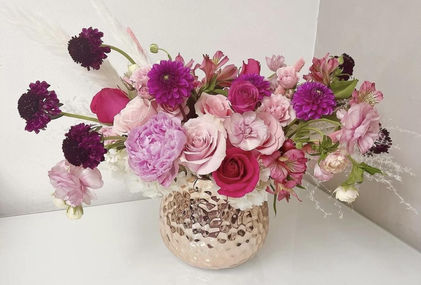 Newport Florist: Service Image-19